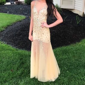 Prom dress for sale! Was not altered!!